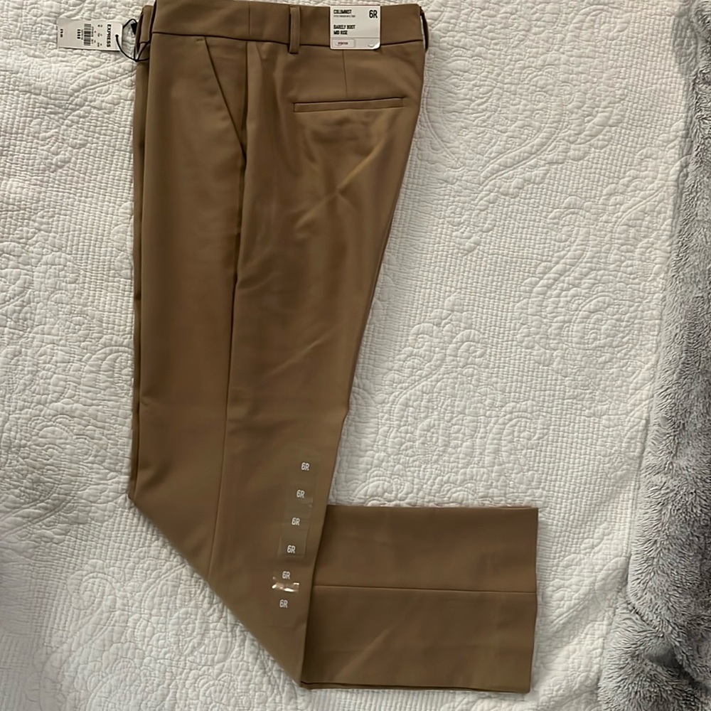 Camel, Barely boot med rise Columnist Pants from Express.